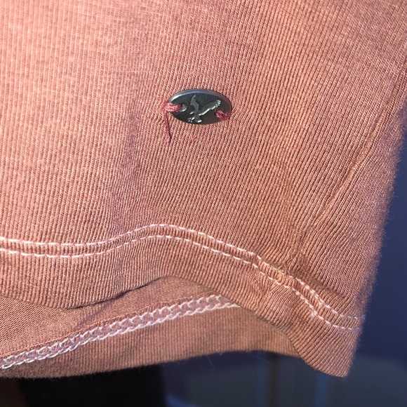 American Eagle 🦅 cropped pocket tee - Picture 3 of 4